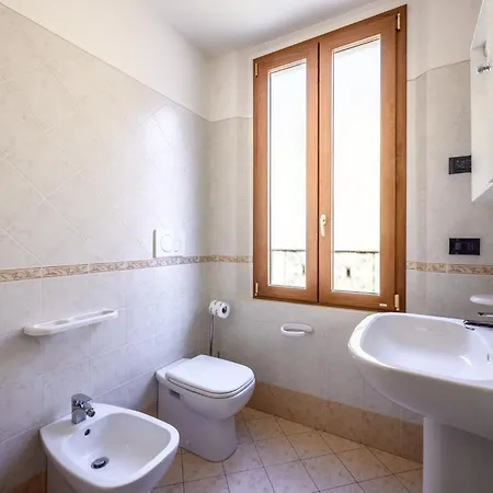 Emilia 5 Apartment Modena